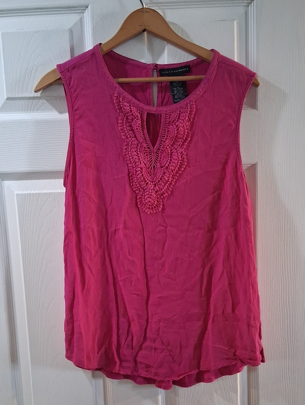 Express Pink Sleeveless Crochet-Trim Tank Top